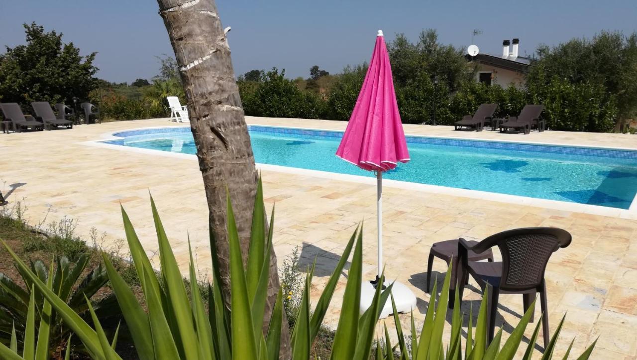 Eremo Del Dotto Aparthotel Alberobello Kültér fotó